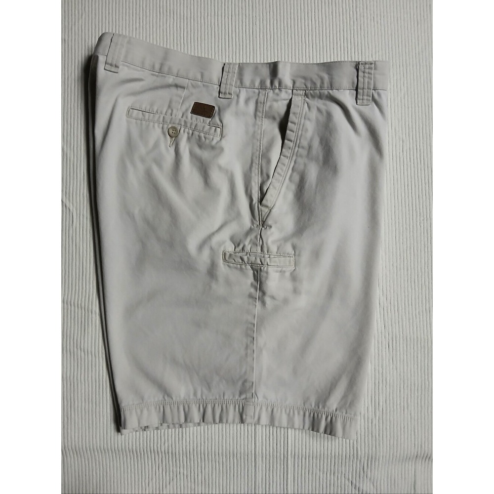 Dockers Mens W40 Relaxed Fit Flat Front Cotton Chino Shorts Light Gray Stone
